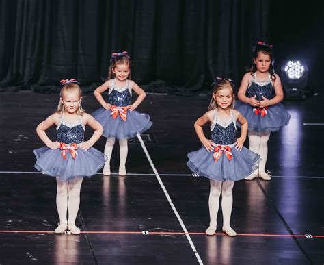 how long is a dance recital that lasts for an hour and a half?